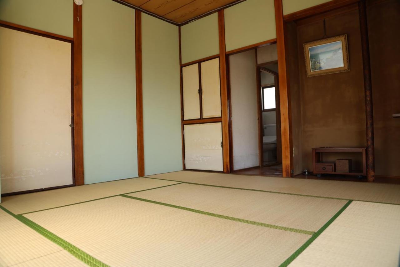 Guesthouse Nishihara Atami  Esterno foto